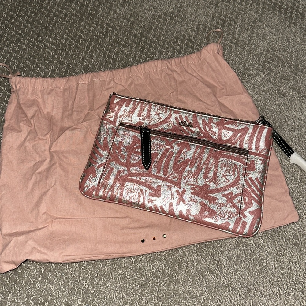 Bally Pouch